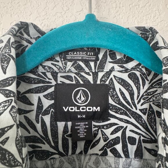 VOLCOM Men's FALLING LEAF Classic Fit Button Up Black and White T-Shirt - Size M - Picture 7 of 8